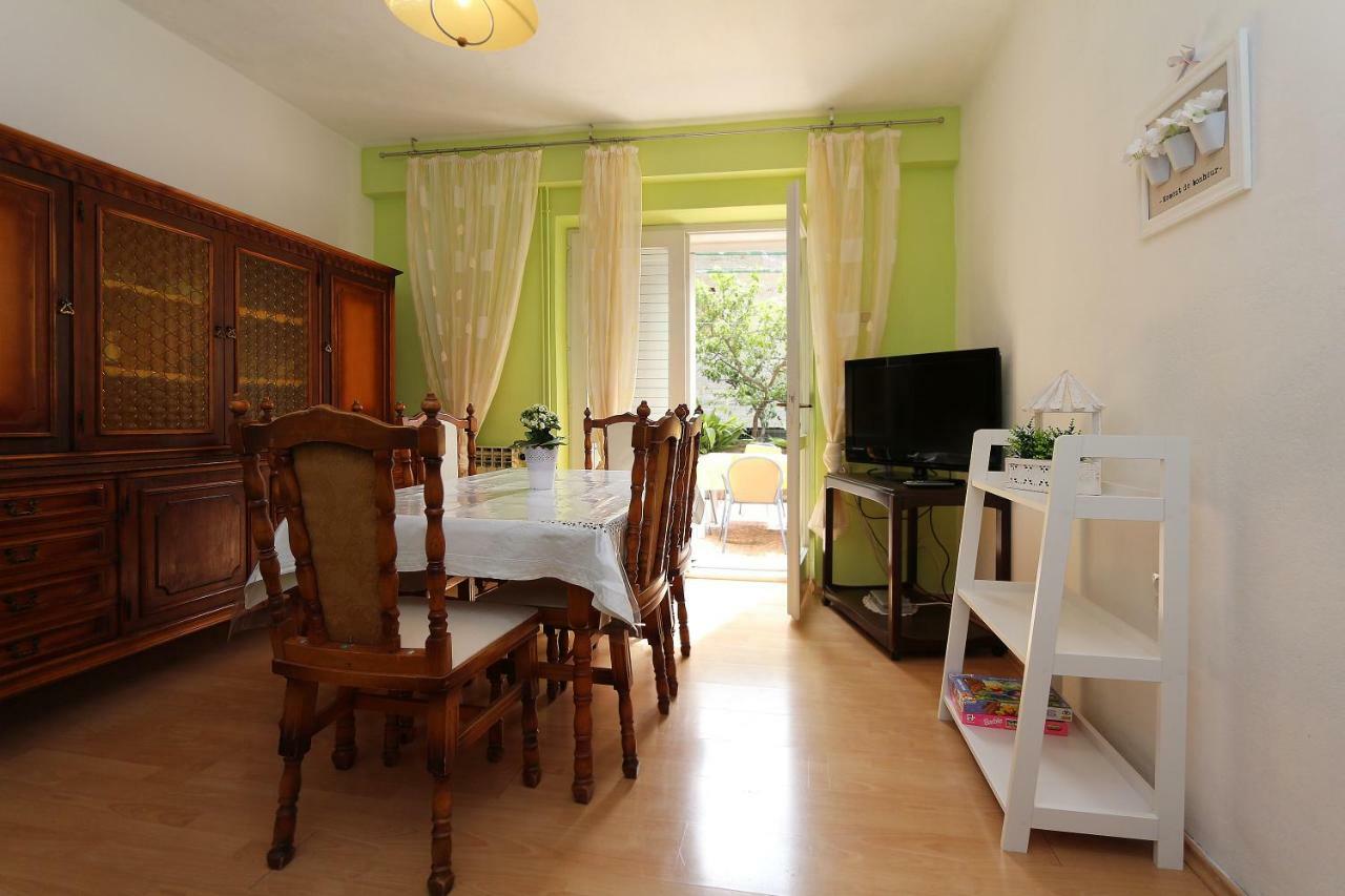 Apartments Nina Beach Makarska Eksteriør bilde
